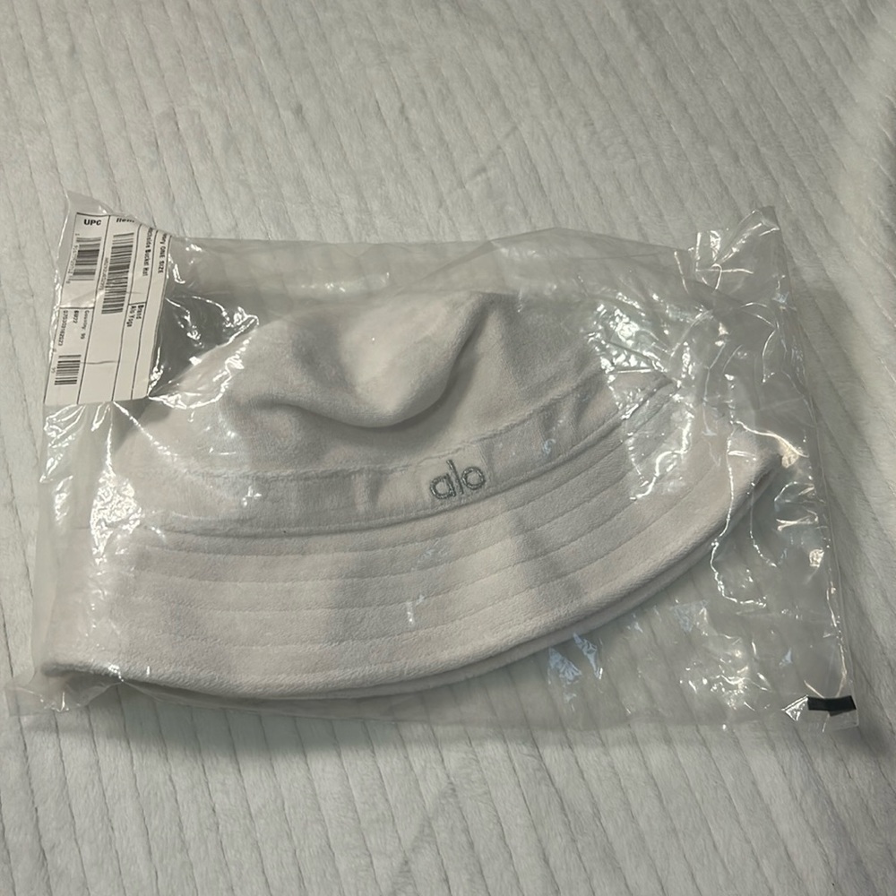 NEW White, towel, texture, Alo bucket, hat